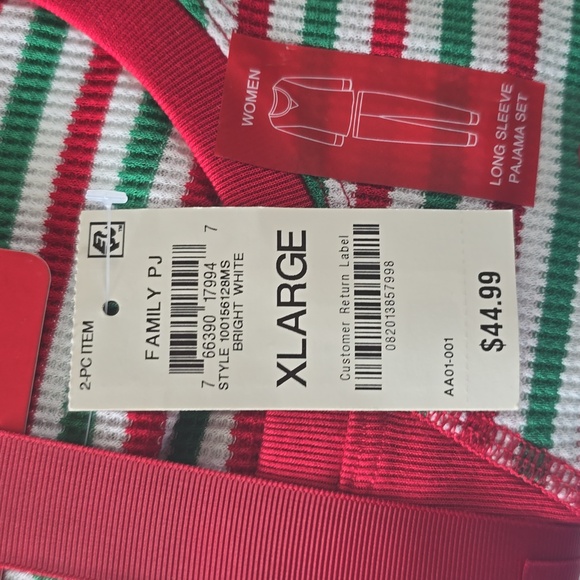 CHRISTMAS 🎄 CANDY 🍬 PAJAMA SET - Picture 5 of 5